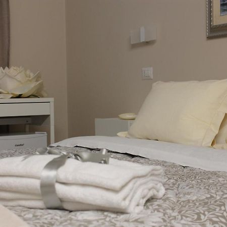 Room 369 Термоли Екстериор снимка