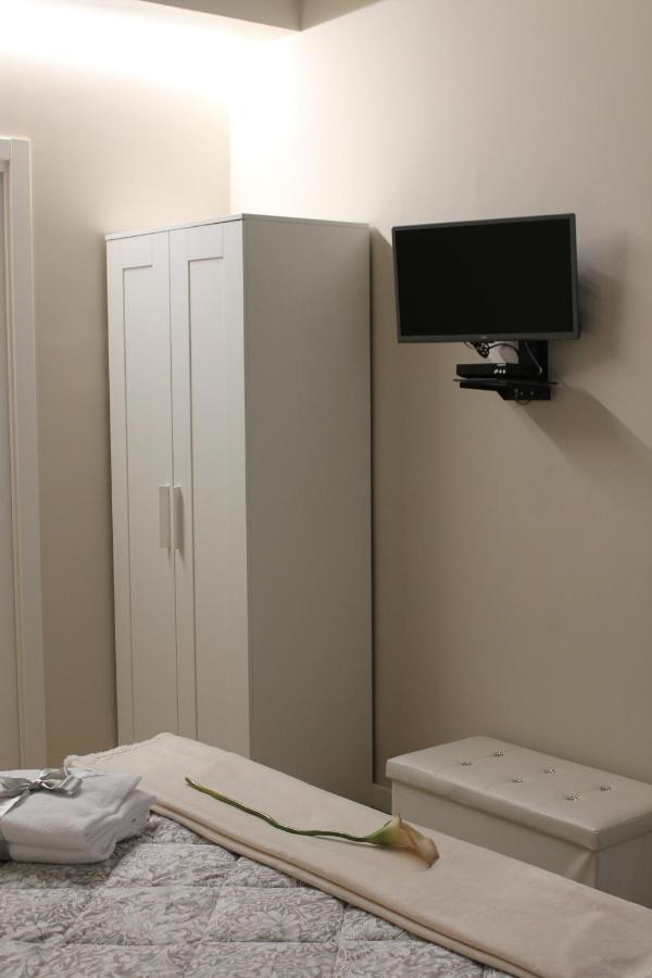 Room 369 Термоли Екстериор снимка