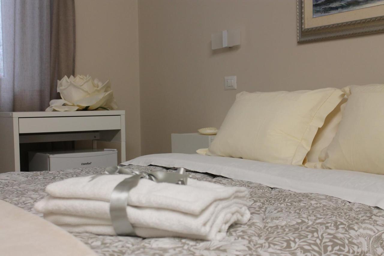 Room 369 Термоли Екстериор снимка