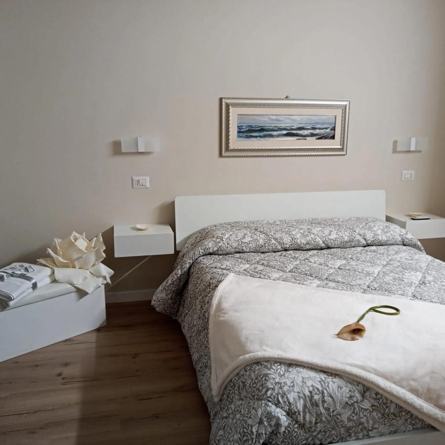Room 369 Термоли Екстериор снимка